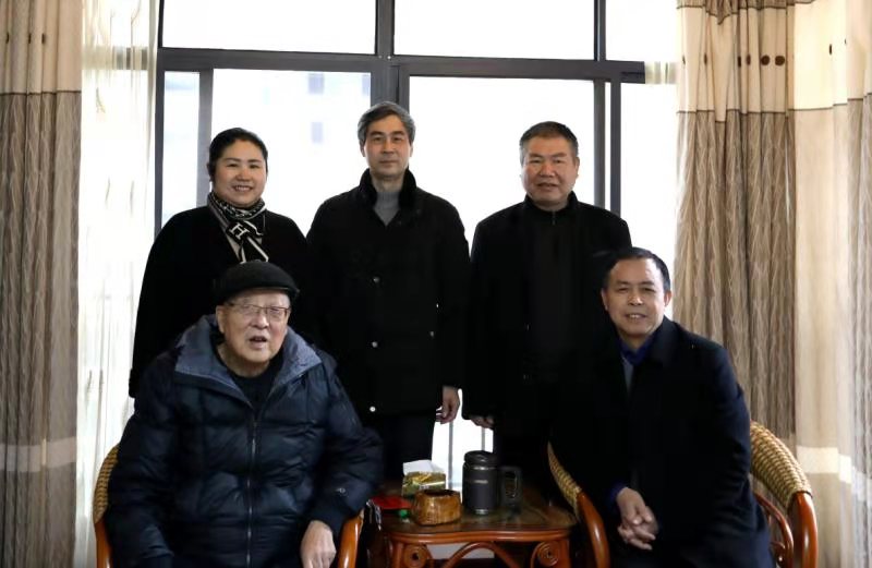 衡陽(yáng)幼高專開(kāi)展春節(jié)前走訪慰問(wèn)活動(dòng)