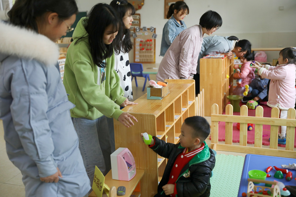 學(xué)生用心，幼兒開(kāi)心，家長(zhǎng)放心      ——衡陽(yáng)幼兒師范高等?？茖W(xué)校開(kāi)設(shè)“四點(diǎn)半課堂”