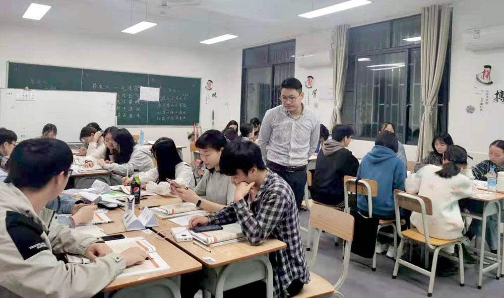 勵志照亮人生，創(chuàng)業(yè)改變命運——衡陽幼高專2021年第21—24期SYB創(chuàng)業(yè)培訓(xùn)班順利結(jié)業(yè)