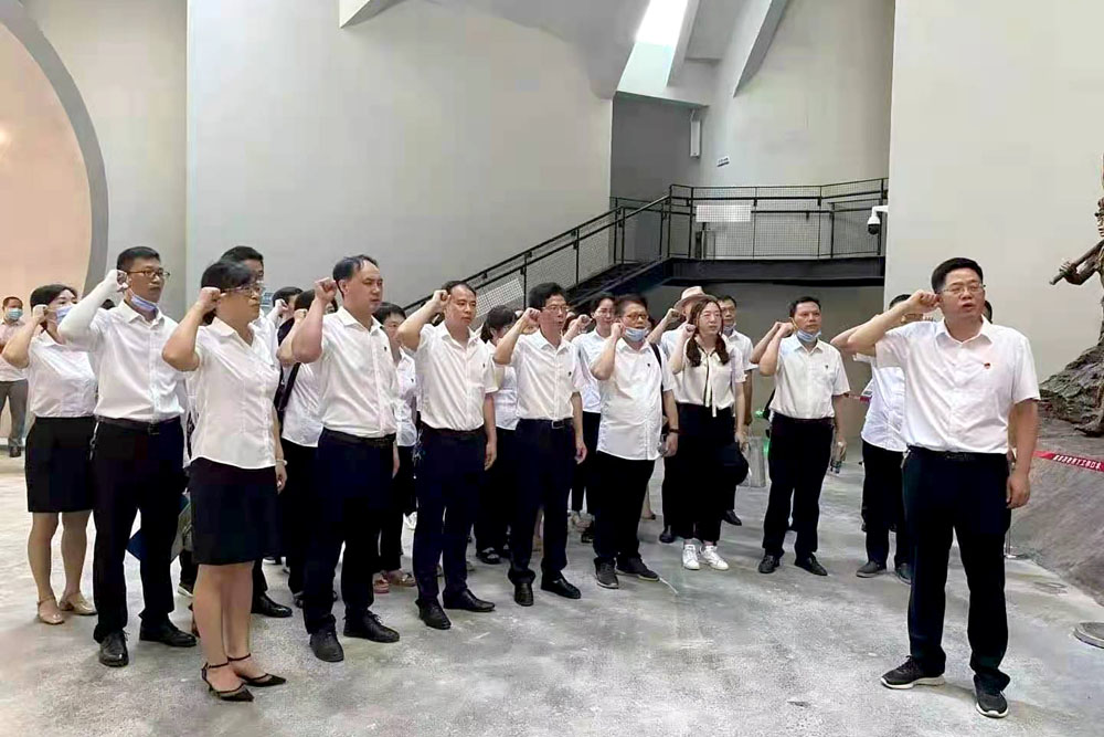 重溫崢嶸歲月，堅定初心使命——衡陽幼高專耒陽學(xué)院黨總支開展主題黨日活動