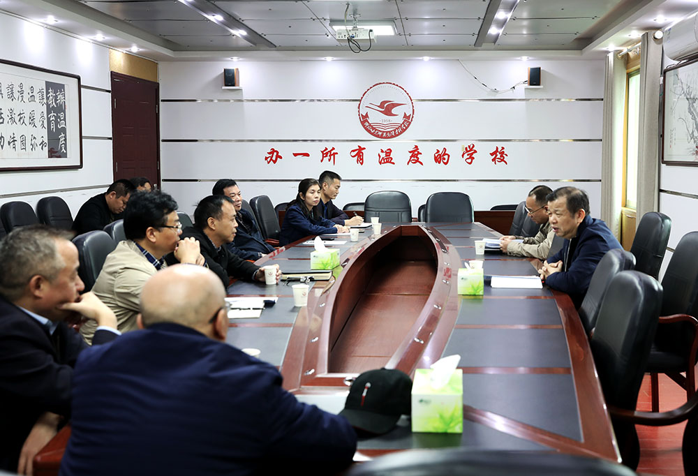 龔學余來衡陽幼高專調(diào)研新校區(qū)建設