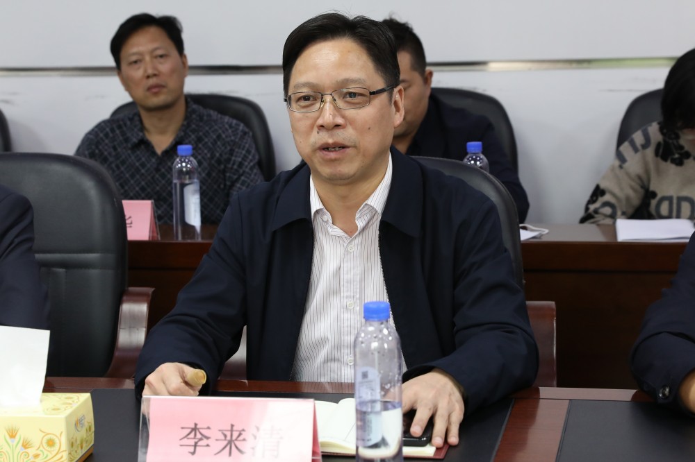 湖南省教育廳職成處處長(zhǎng)崔書(shū)芳來(lái)我校調(diào)研指導(dǎo)工作
