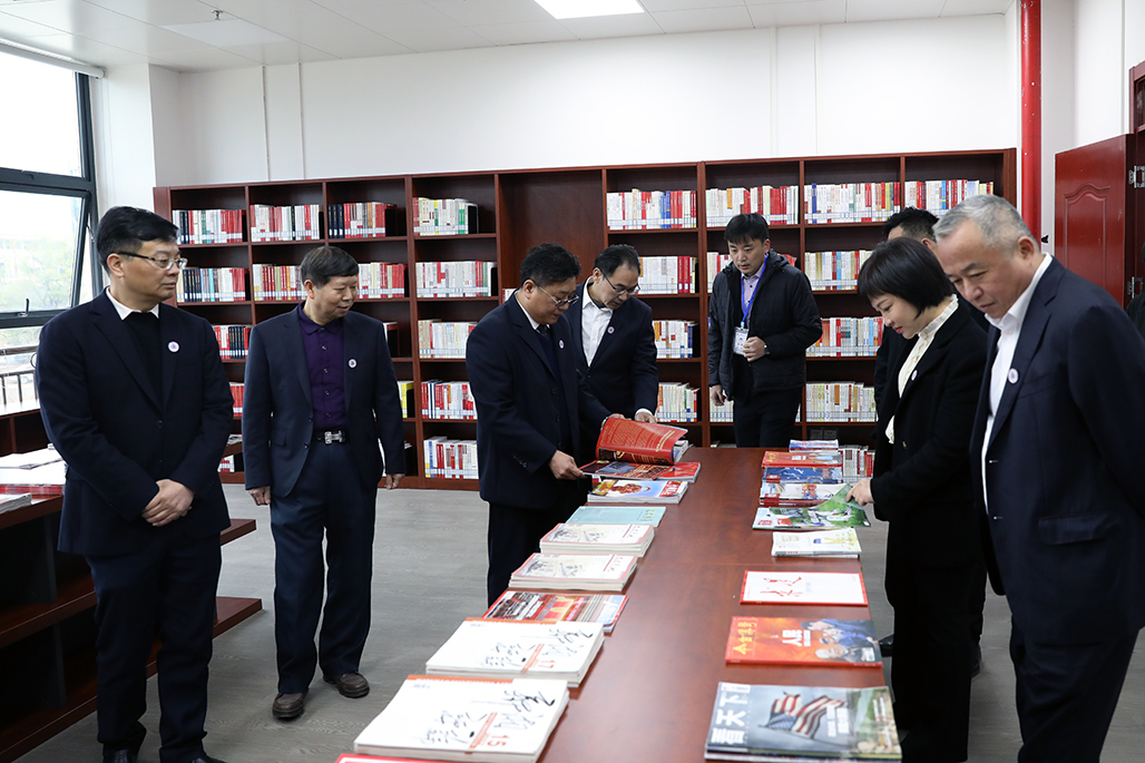 衡陽幼兒師專圖書館全新試開放，迎來首批“客人”